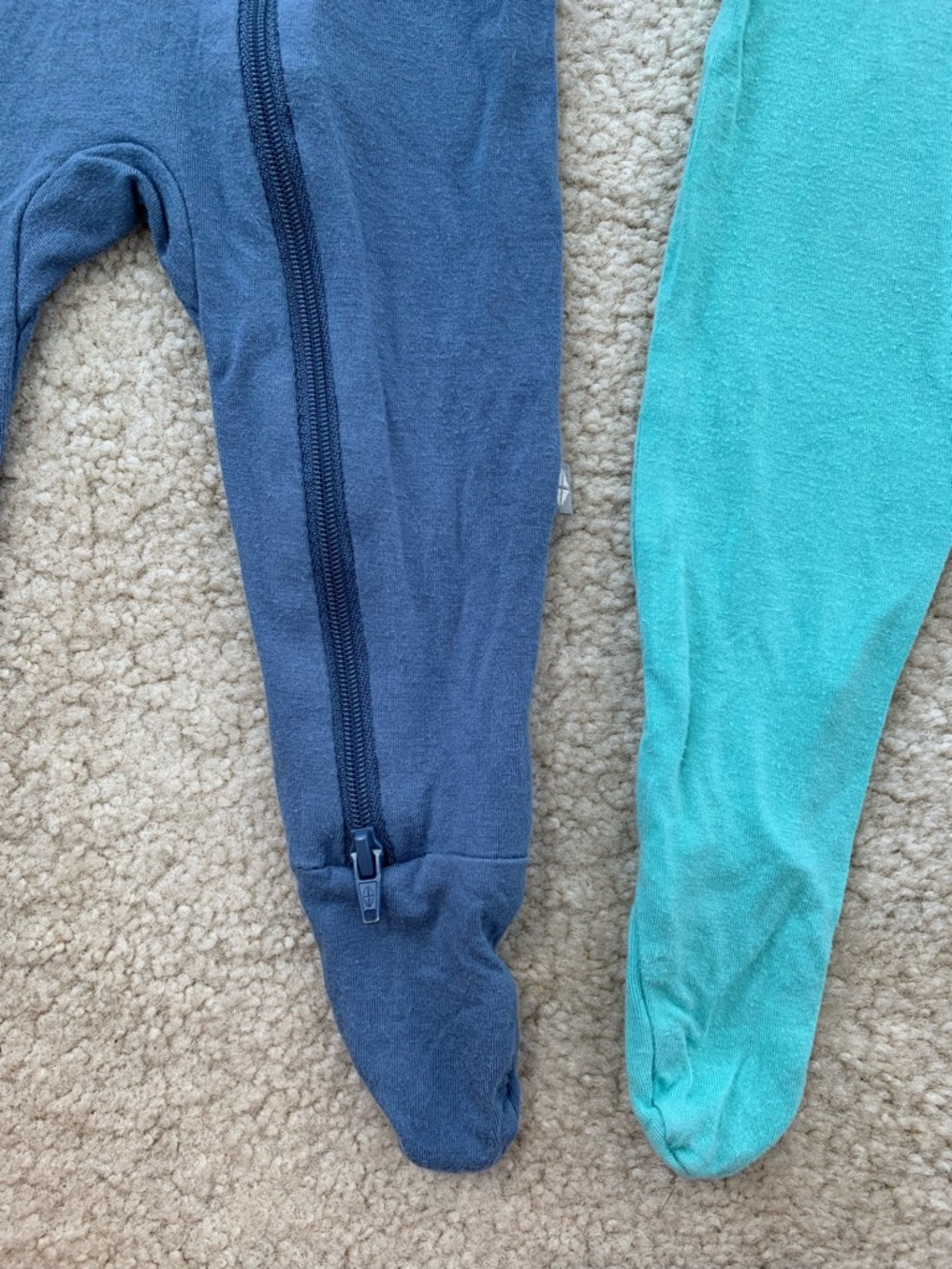 Kyte Baby Size 0-3 and 3-6 Months Blue Grey Teal Bamboo Sleeper Pajamas Bundle - Picture 5 of 11